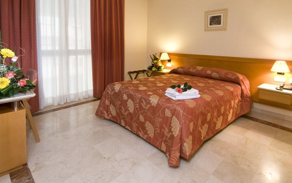Hotel Central Caravaca Каравака-де-ла-Крус Экстерьер фото
